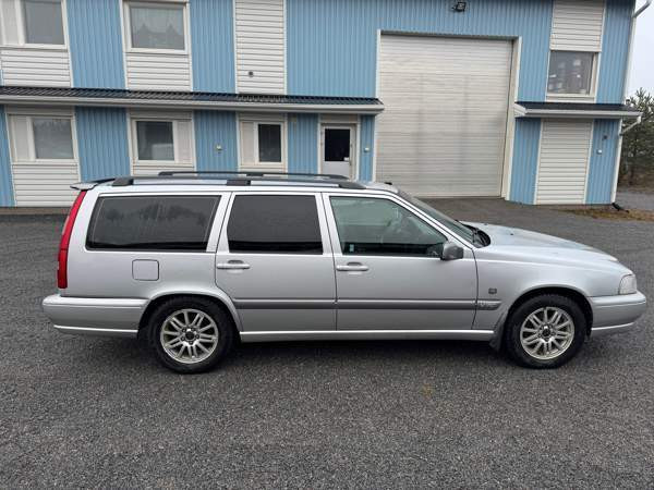 Volvo V70 Töysä - valokuva 7