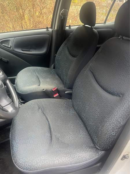 Toyota Yaris Nousiainen - изображение 7