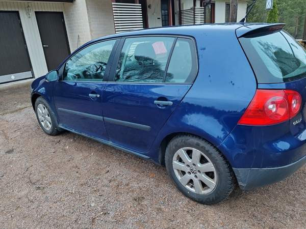 Volkswagen Golf Pyhtää - valokuva 1