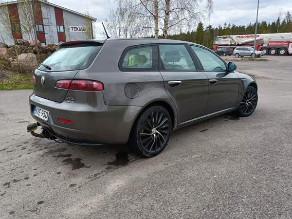 Alfa Romeo 159 Lovisa - valokuva 3
