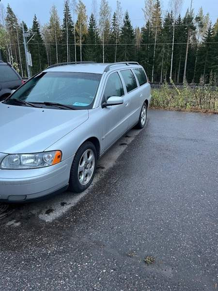 Volvo V70 Лохья - изображение 2