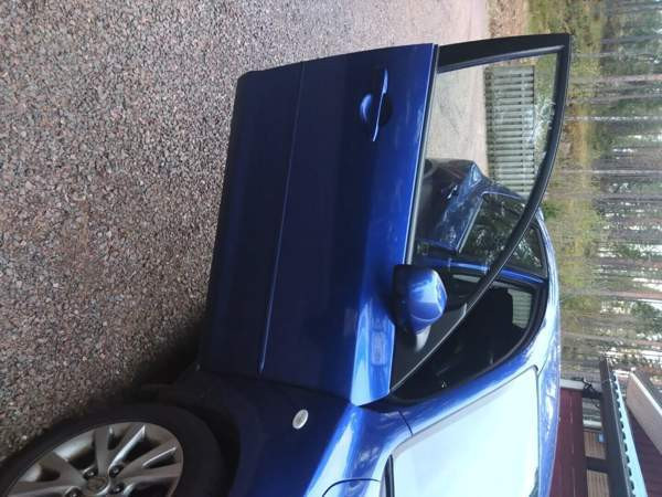 Mazda 3 Chukotskiy Avtonomnyy Okrug - valokuva 2