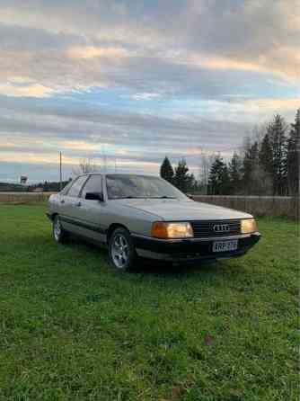 Audi 100 Hausjärvi
