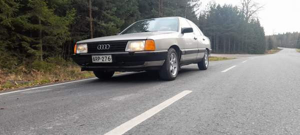 Audi 100 Hausjärvi - valokuva 1