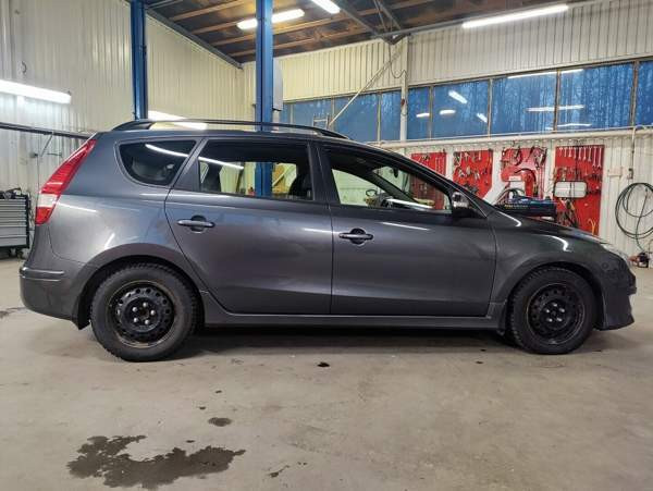 Hyundai i30 Тампере - изображение 3