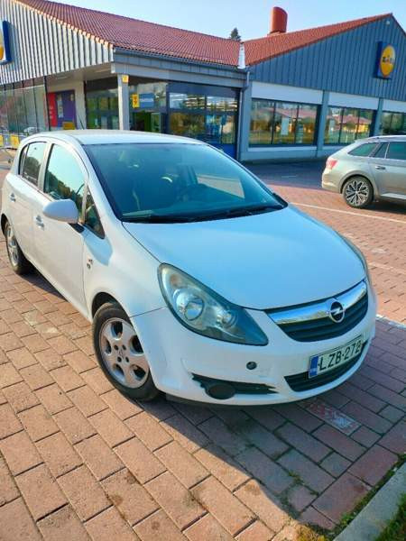 Opel Corsa Мянтсяля - изображение 1