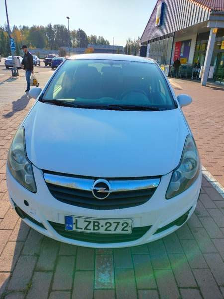 Opel Corsa Мянтсяля - изображение 2