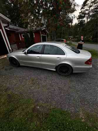 Mercedes-Benz 320 Macau