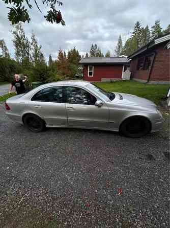 Mercedes-Benz 320 Macau