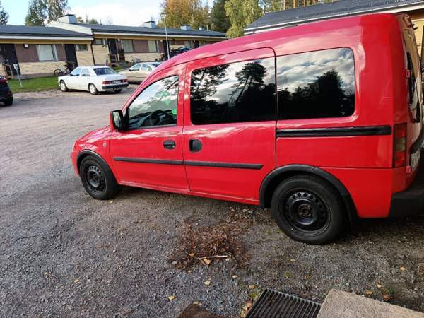 Opel Combo Ruovesi - valokuva 2