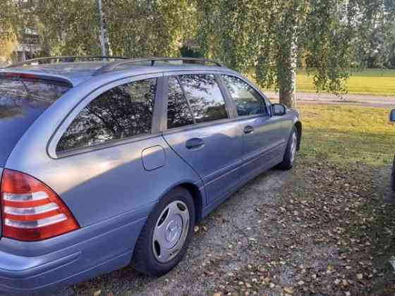 Mercedes-Benz C Kurikka