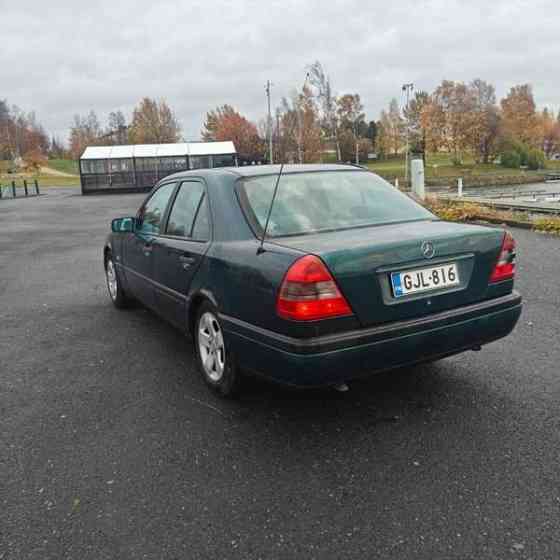 Mercedes-Benz C Кемин