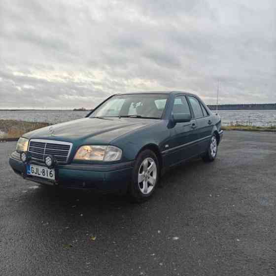 Mercedes-Benz C Кемин