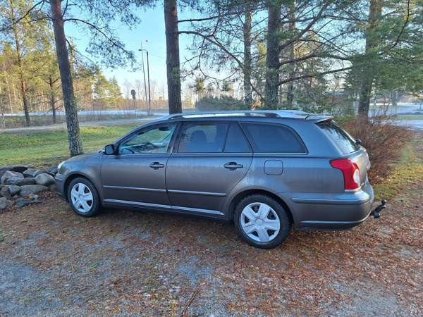 Toyota Avensis Kortesjärvi - photo 1