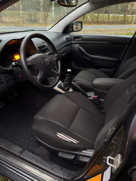 Toyota Avensis Kortesjärvi - photo 6