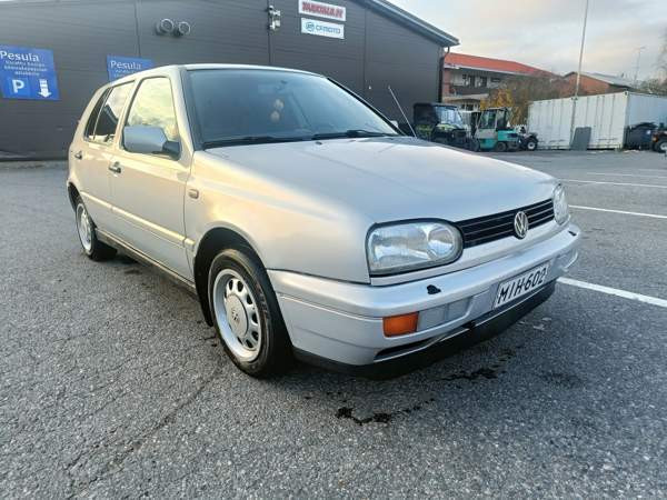 Volkswagen Golf Sarov – foto 4