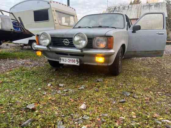 Opel Kadett Yläne