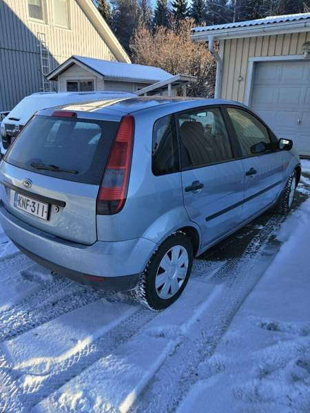 Ford Fiesta Kajaani - valokuva 3
