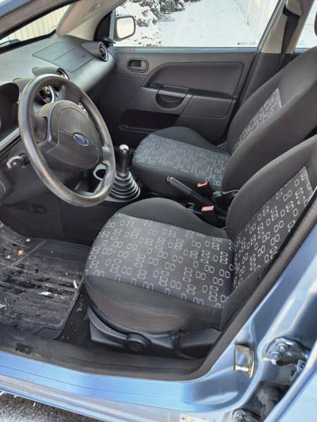 Ford Fiesta Kajaani - valokuva 5