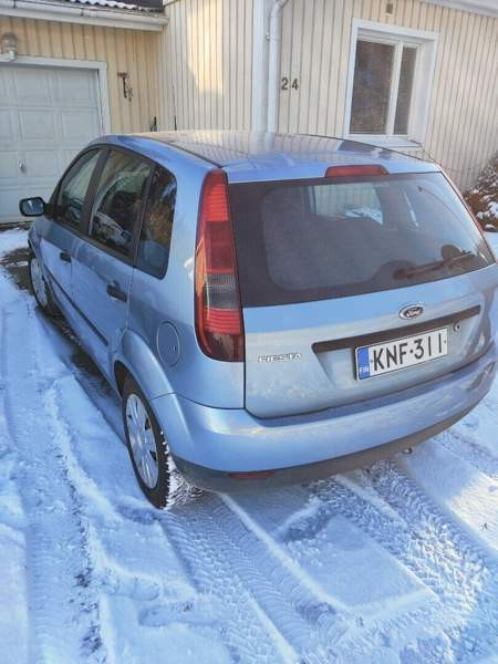 Ford Fiesta Kajaani - valokuva 2