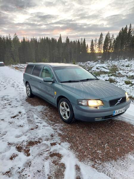 Volvo V70 Kalajoki - valokuva 1