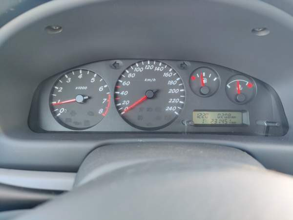 Nissan Almera Hafnarfjoerdur – foto 8