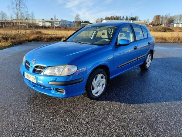 Nissan Almera Hafnarfjoerdur – foto 1