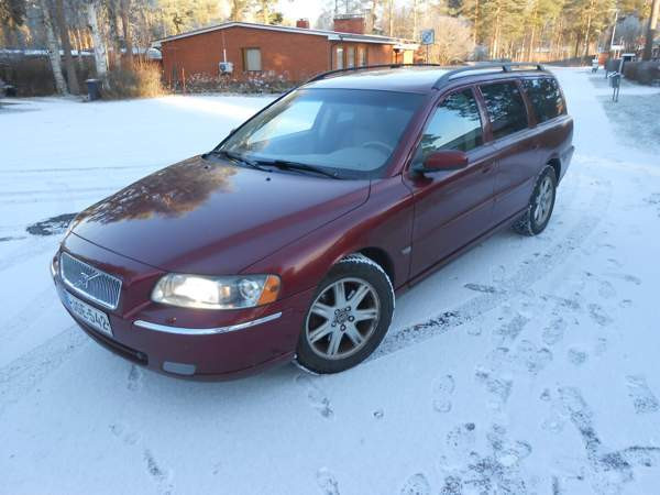 Volvo V70 Йоэнсуу - изображение 1