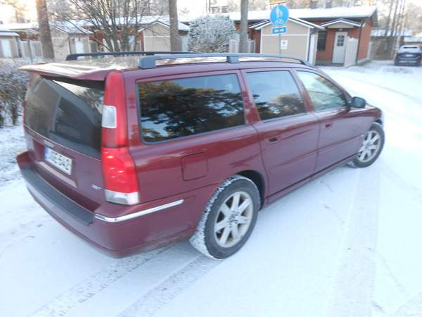 Volvo V70 Йоэнсуу - изображение 3