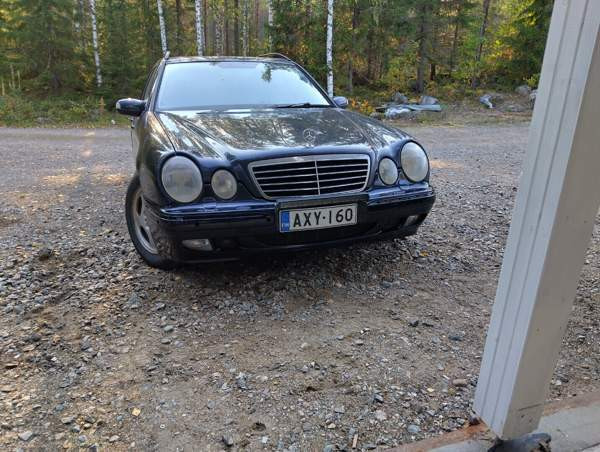 Mercedes-Benz E Tuusniemi - photo 1