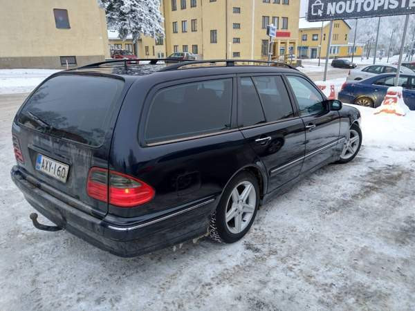 Mercedes-Benz E Tuusniemi - photo 4