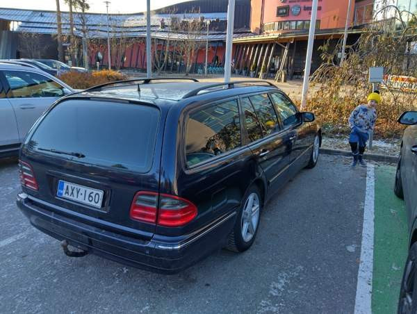Mercedes-Benz E Tuusniemi - photo 7