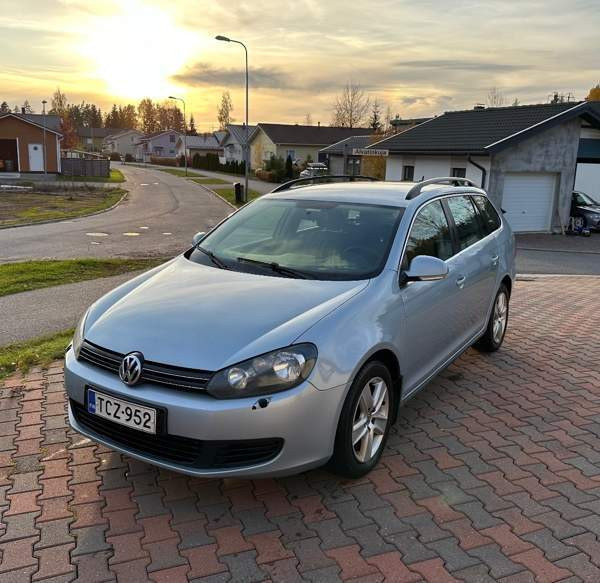 Volkswagen Golf Mäntsälä - valokuva 1