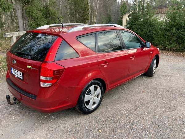 Kia Ceed Hyvinkää - valokuva 2