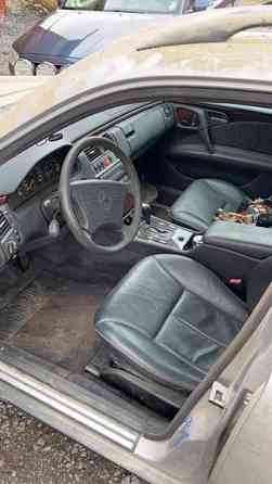 Mercedes-Benz E Sysmä