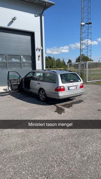 Mercedes-Benz E Sysmä - изображение 1