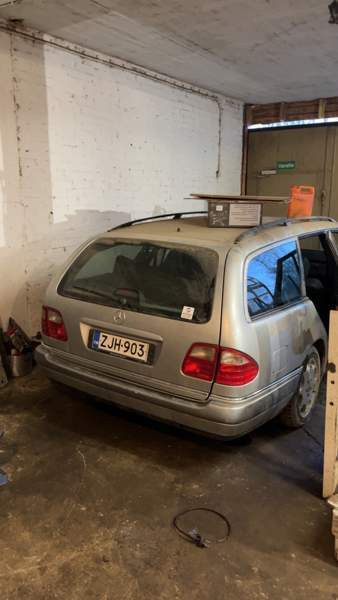 Mercedes-Benz E Sysmä - изображение 5