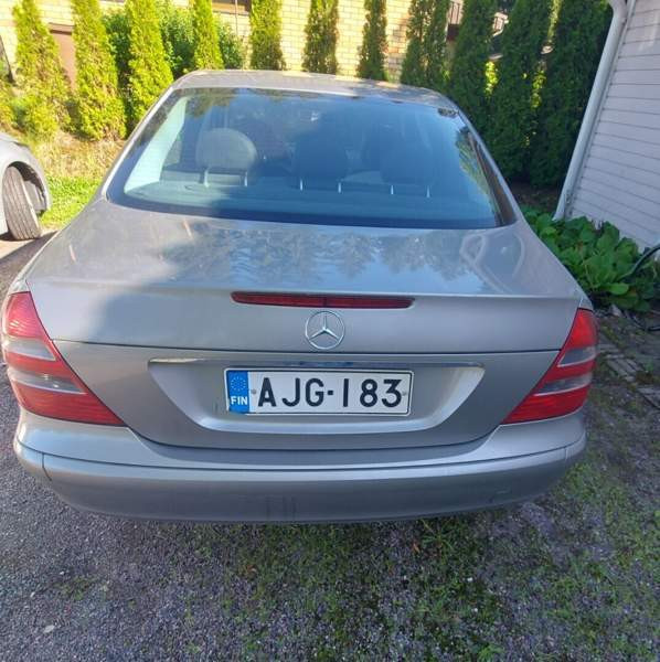 Mercedes-Benz 220 Мянтсяля - изображение 1