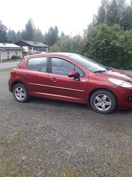Peugeot 207 Laihia - valokuva 1