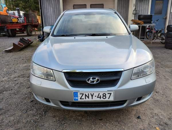 Hyundai Sonata Butterworth - photo 2