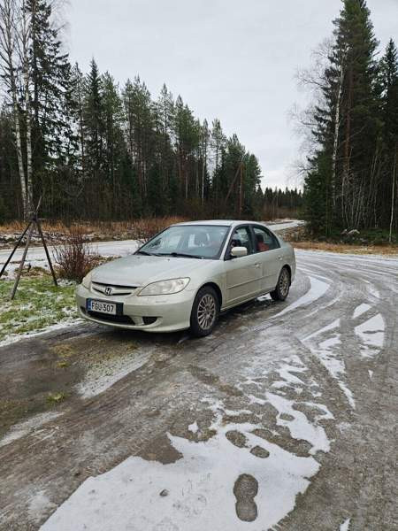 Honda Civic Oulu - valokuva 1