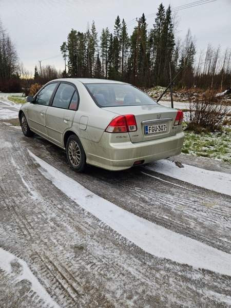 Honda Civic Oulu - valokuva 2