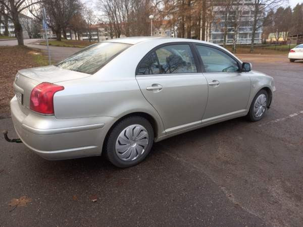 Toyota Avensis Glebychevo – foto 2