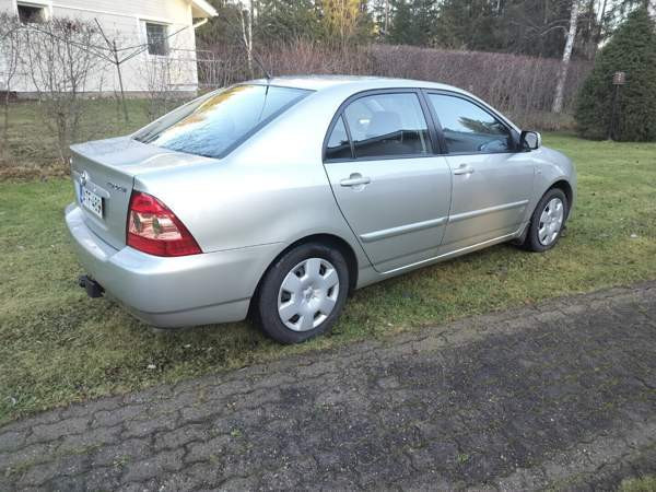 Toyota Corolla Kyiv Oblast - valokuva 3