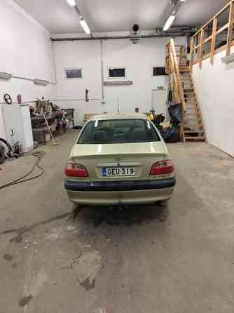 Toyota Avensis Луга