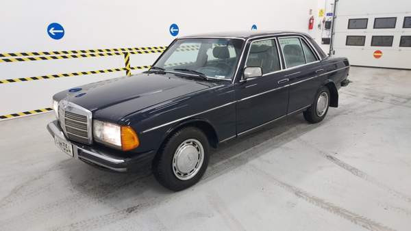 Mercedes-Benz 240 Seinaejoki – foto 1