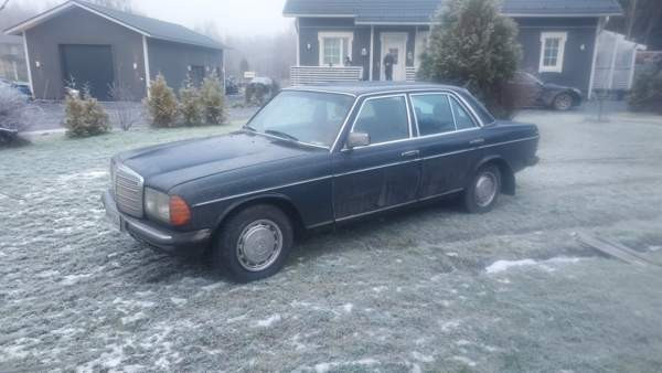 Mercedes-Benz 240 Seinaejoki – foto 8