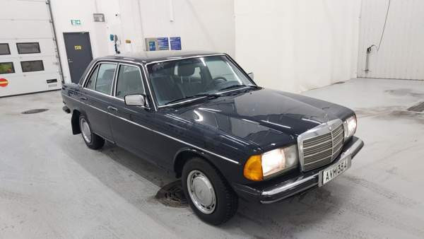 Mercedes-Benz 240 Seinaejoki – foto 4