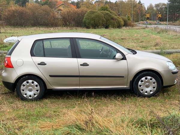 Volkswagen Golf Raisio - valokuva 5