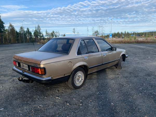 Opel Rekord Rovaniemi - valokuva 4